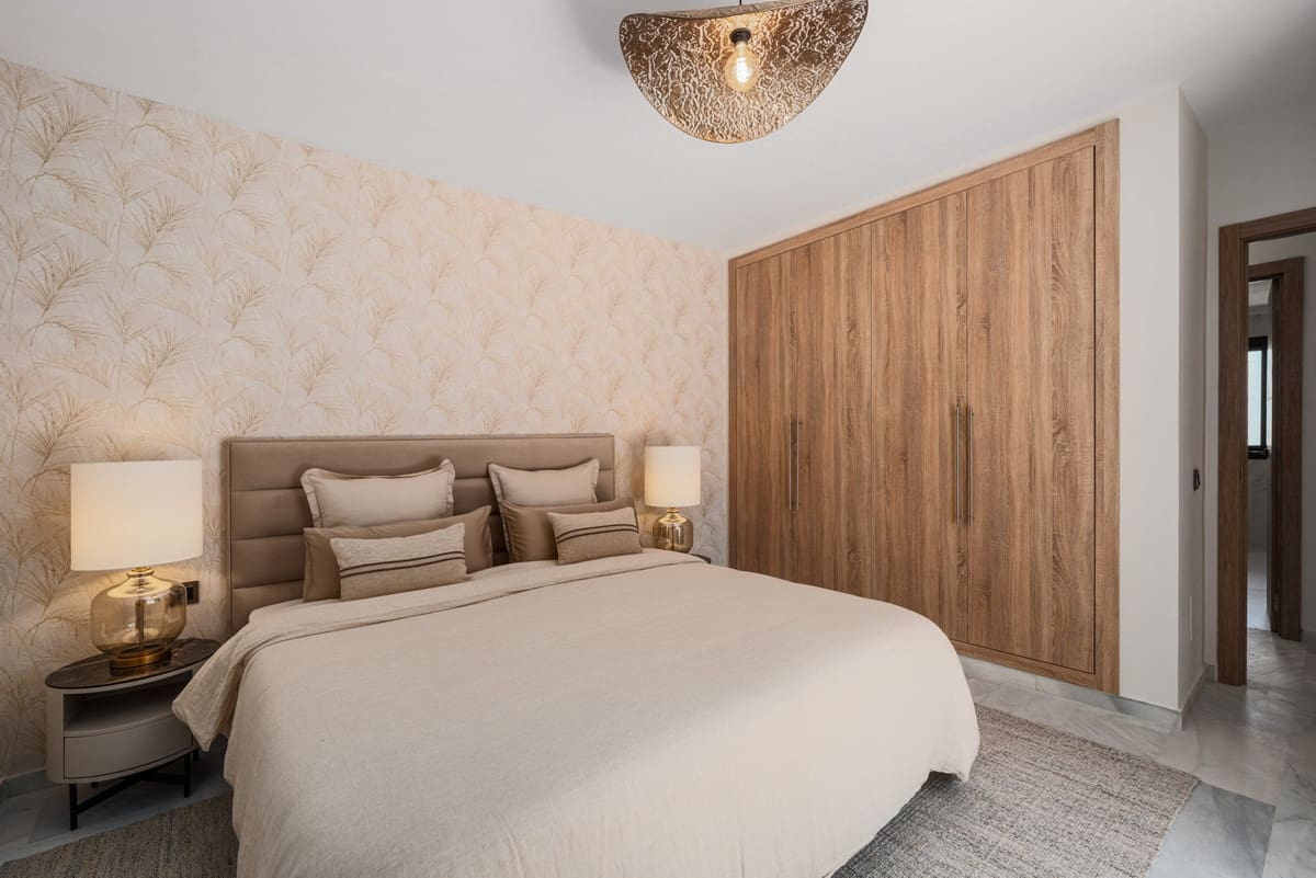 6 soverom Villa til salgs i Marbella med svømmebasseng garasje - € 2 150 000 (Ref: 9359110)