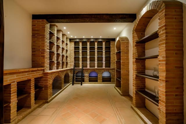 6 soverom Villa til salgs i Benahavís med svømmebasseng garasje - € 3 500 000 (Ref: 9359112)