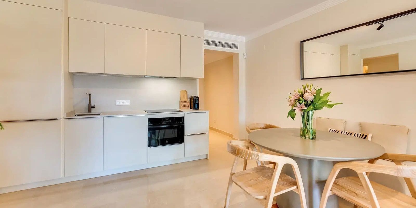 3 chambre Appartement à vendre à Marbella avec piscine garage - 655 000 € (Ref: 9359114)