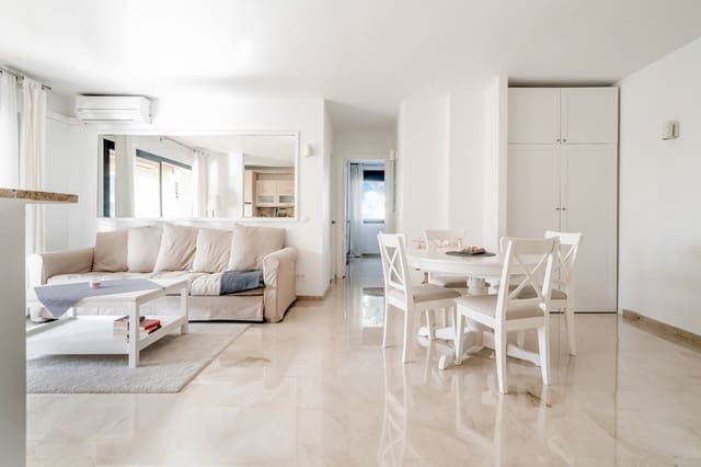 2 makuuhuone Huoneisto myytävänä paikassa Nueva Andalucía Centro, Marbella mukana uima-altaan - 499 000 € (Ref: 9359116)