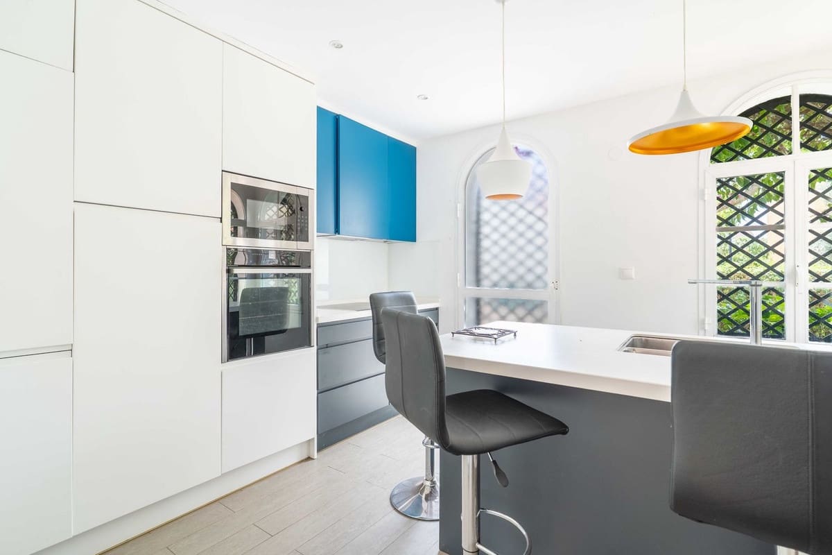 3 soverom Hus til salgs i Marbella med svømmebasseng garasje - € 519 000 (Ref: 9359117)