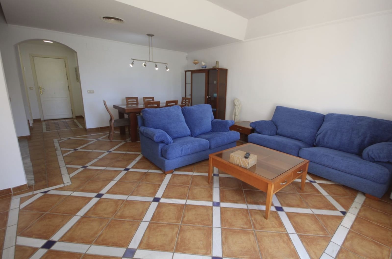 3 soverom Kjedet enebolig til salgs i Marbella med svømmebasseng garasje - € 1 190 000 (Ref: 9362295)