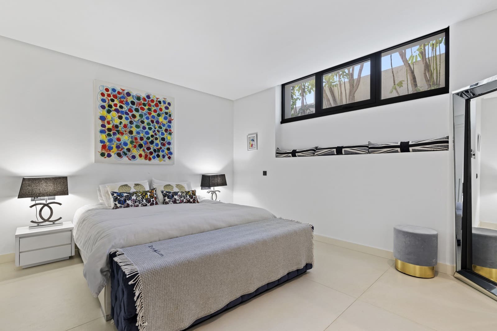 6 bedroom Villa for sale in San Pedro de Alcantara with pool garage - € 2,295,000 (Ref: 9362296)