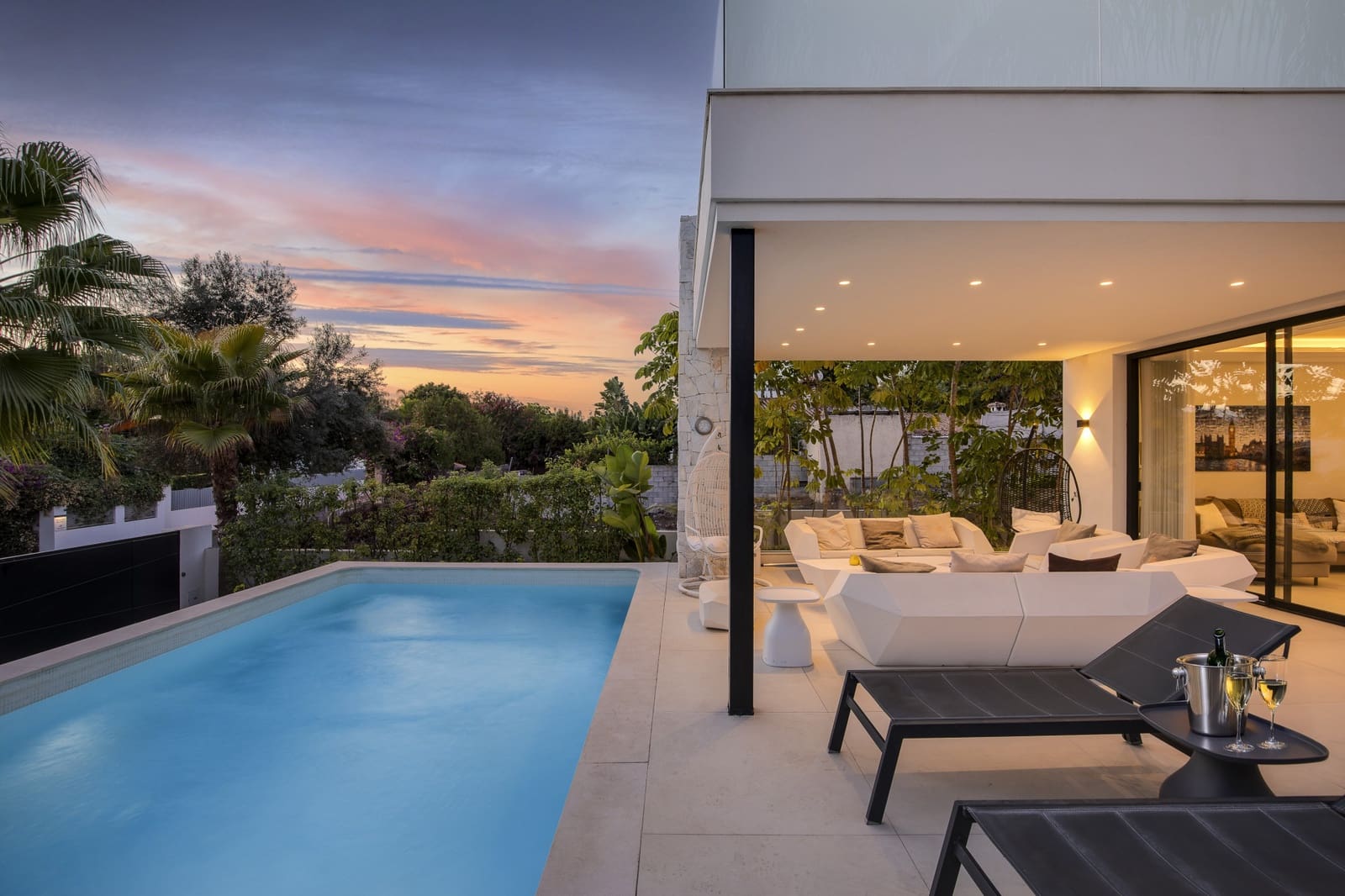 6 sovrum Villa till salu i San Pedro de Alcantara med pool garage - 2 295 000 € (Ref: 9362296)