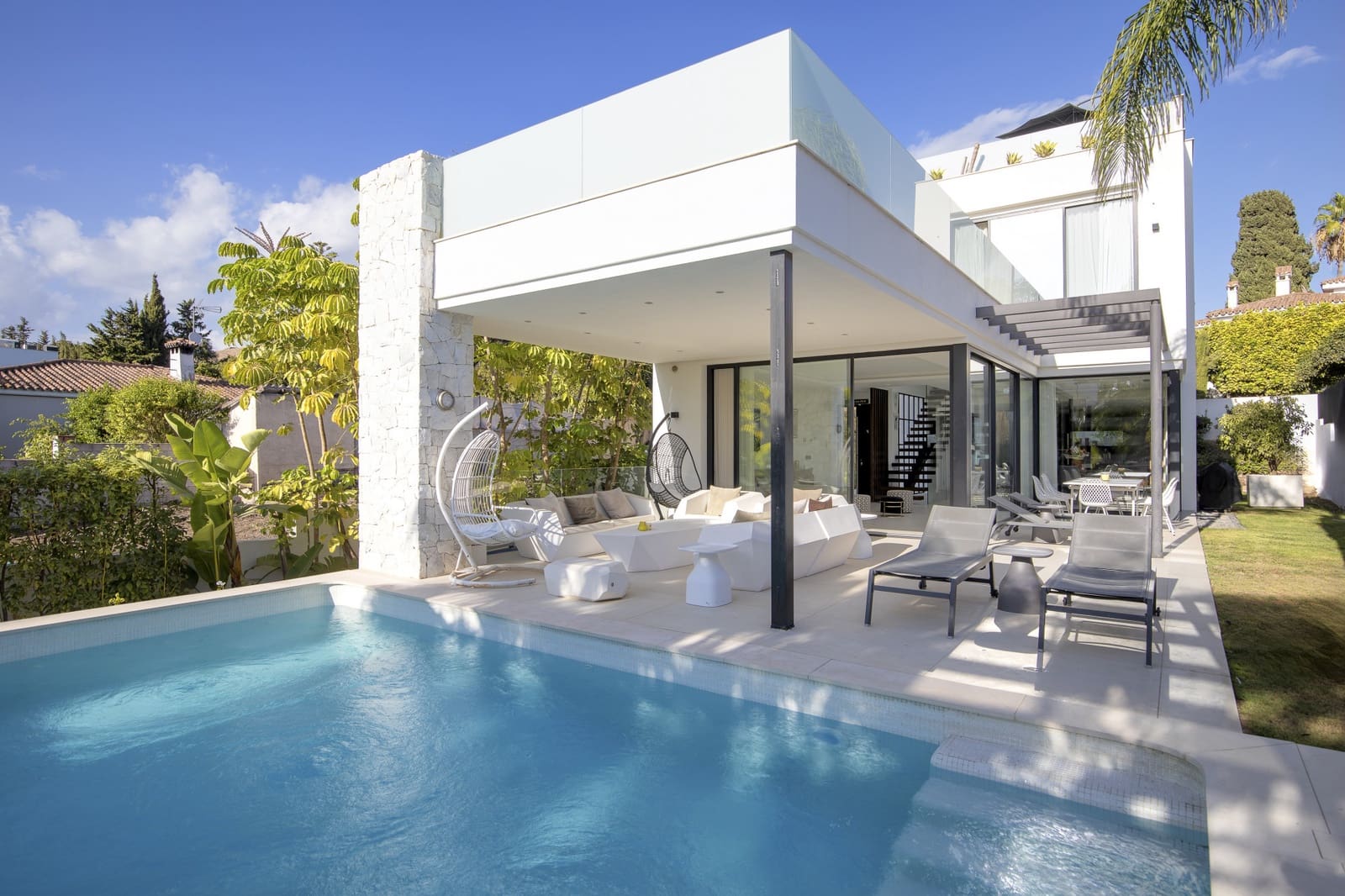 6 sovrum Villa till salu i San Pedro de Alcantara med pool garage - 2 295 000 € (Ref: 9362296)
