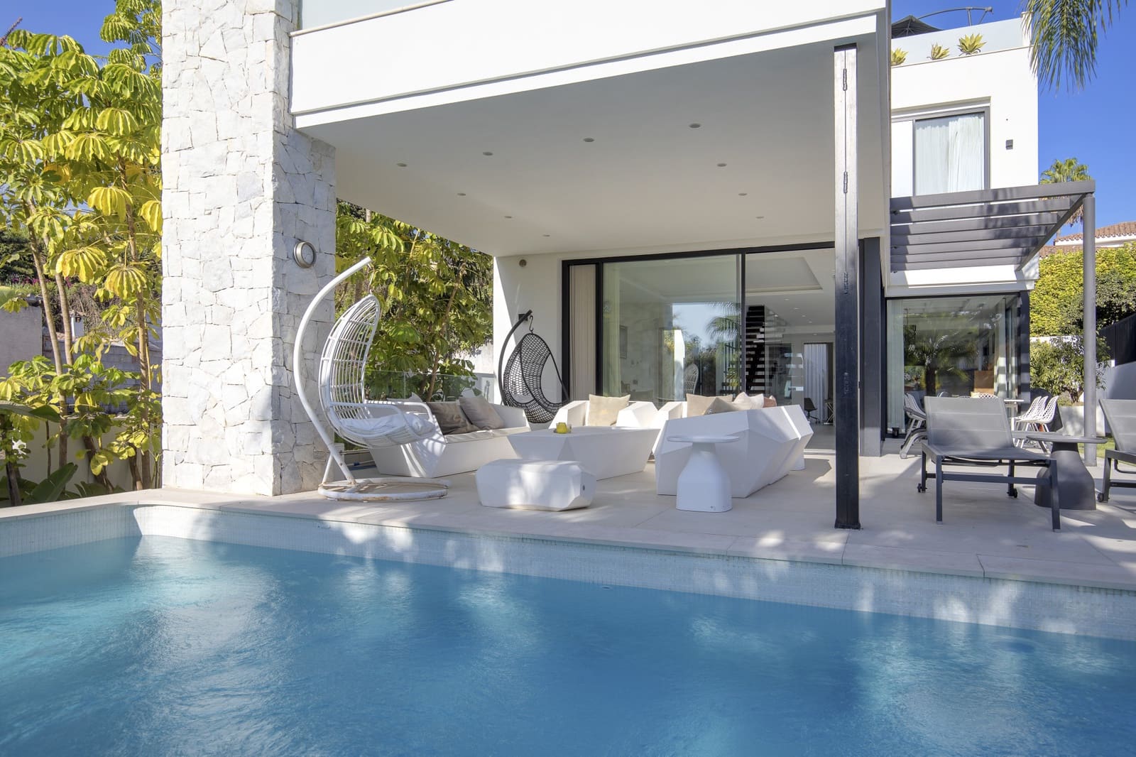 6 sovrum Villa till salu i San Pedro de Alcantara med pool garage - 2 295 000 € (Ref: 9362296)
