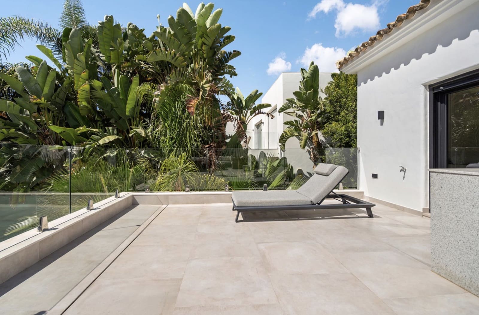 4 chambre Villa/Maison à vendre à Marbella avec piscine garage - 2 499 000 € (Ref: 9362298)