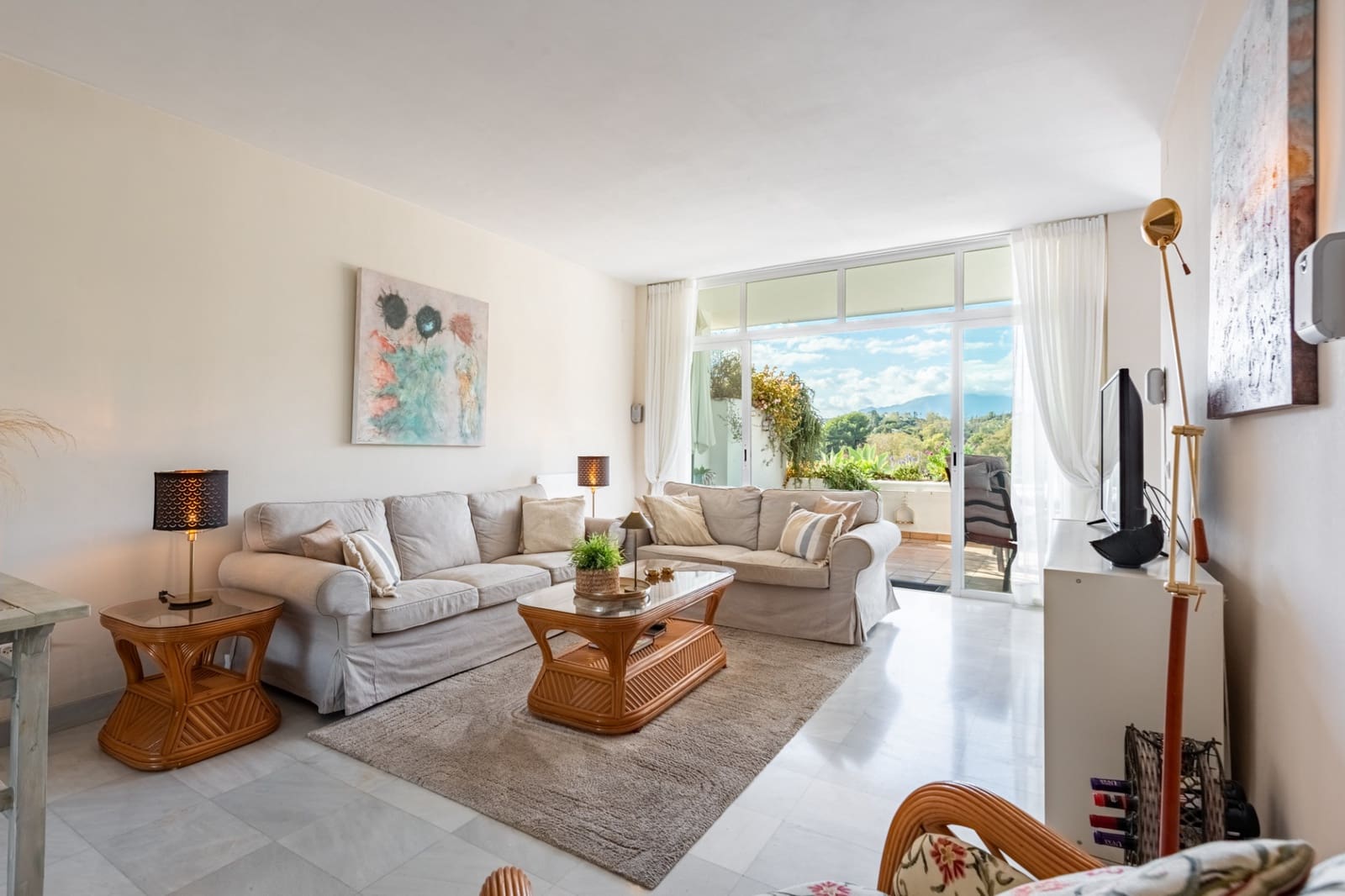 2 Zimmer Apartment zu verkaufen in Benahavis mit Pool Garage - 560.000 € (Ref: 9367261)