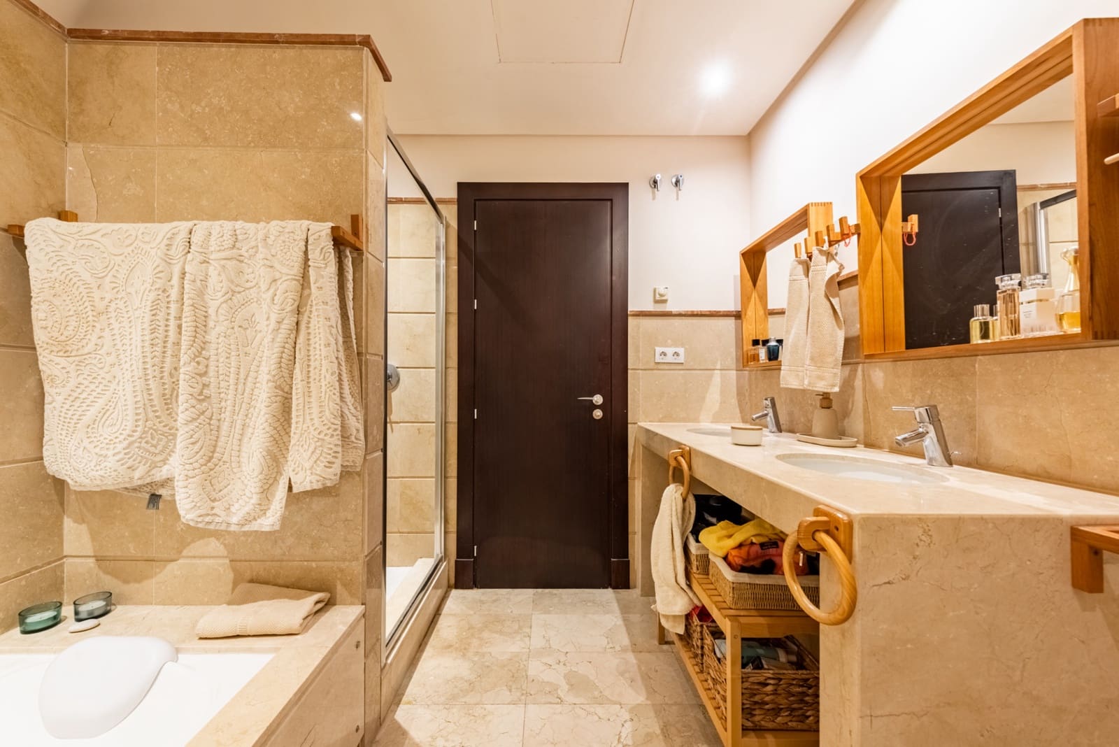 4 sovrum Hus till salu i Benahavis med pool garage - 695 000 € (Ref: 9375121)