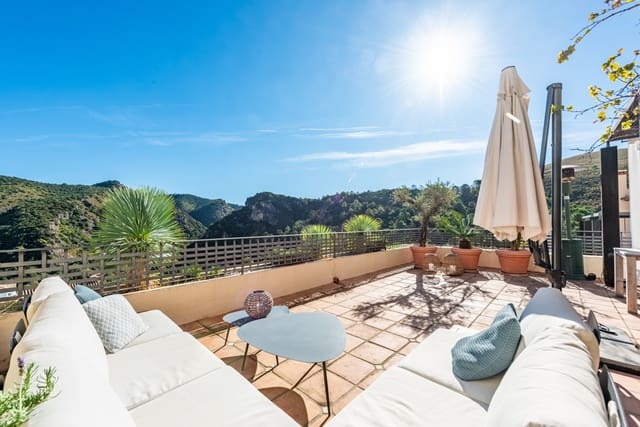 4 sypialnia Dom na sprzedaż w Benahavís pueblo, Benahavís z basenem garażem - 695 000 € (Ref: 9375121)