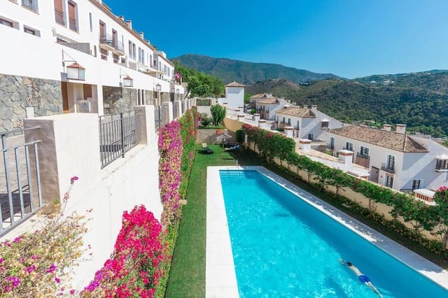 Casa de 4 habitaciones en Benahavís pueblo, Benahavís en venta con piscina garaje - 670.000 € (Ref: 9375121)