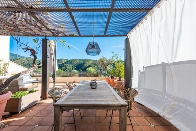 4 slaapkamer Huis te koop in Benahavís pueblo, Benahavís met zwembad garage - € 670.000 (Ref: 9375121)