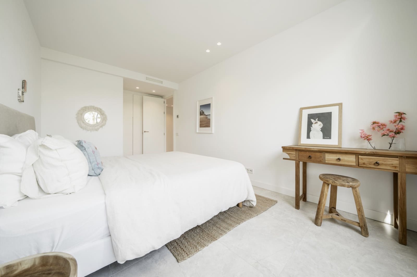 4 sypialnia Apartament na sprzedaż w Marbella z basenem garażem - 1 550 000 € (Ref: 9382540)