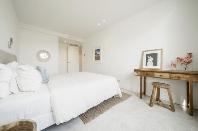 4 makuuhuone Huoneisto myytävänä paikassa Marbella mukana uima-altaan 
autotalli - 1 550 000 € (Ref: 9382540)