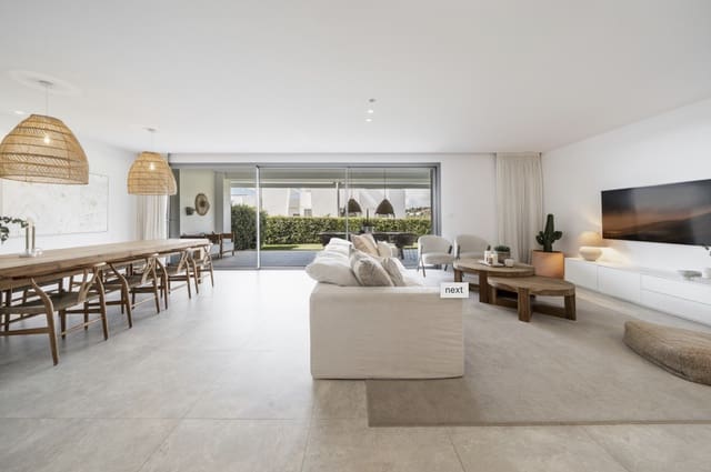 4 makuuhuone Huoneisto myytävänä paikassa Marbella mukana uima-altaan 
autotalli - 1 550 000 € (Ref: 9382540)