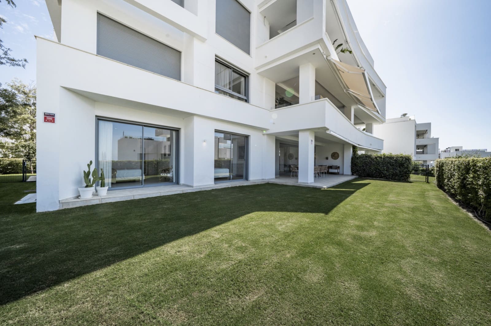 4 soveværelse Lejlighed til salg i Marbella med swimmingpool garage - € 1.550.000 (Ref: 9382540)