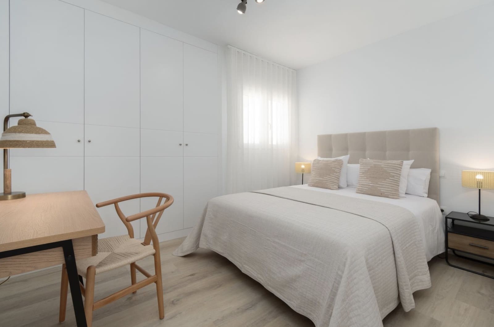 4 sovrum Takvåning till salu i Nueva Andalucia med pool garage - 650 000 € (Ref: 9382541)