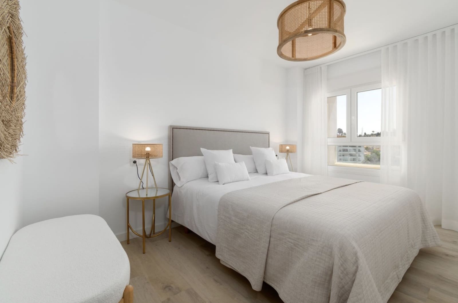 4 sovrum Takvåning till salu i Nueva Andalucia med pool garage - 650 000 € (Ref: 9382541)