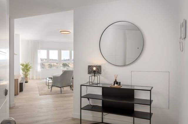 4 sovrum Takvåning till salu i Nueva Andalucia, Marbella med pool garage - 650 000 € (Ref: 9382541)