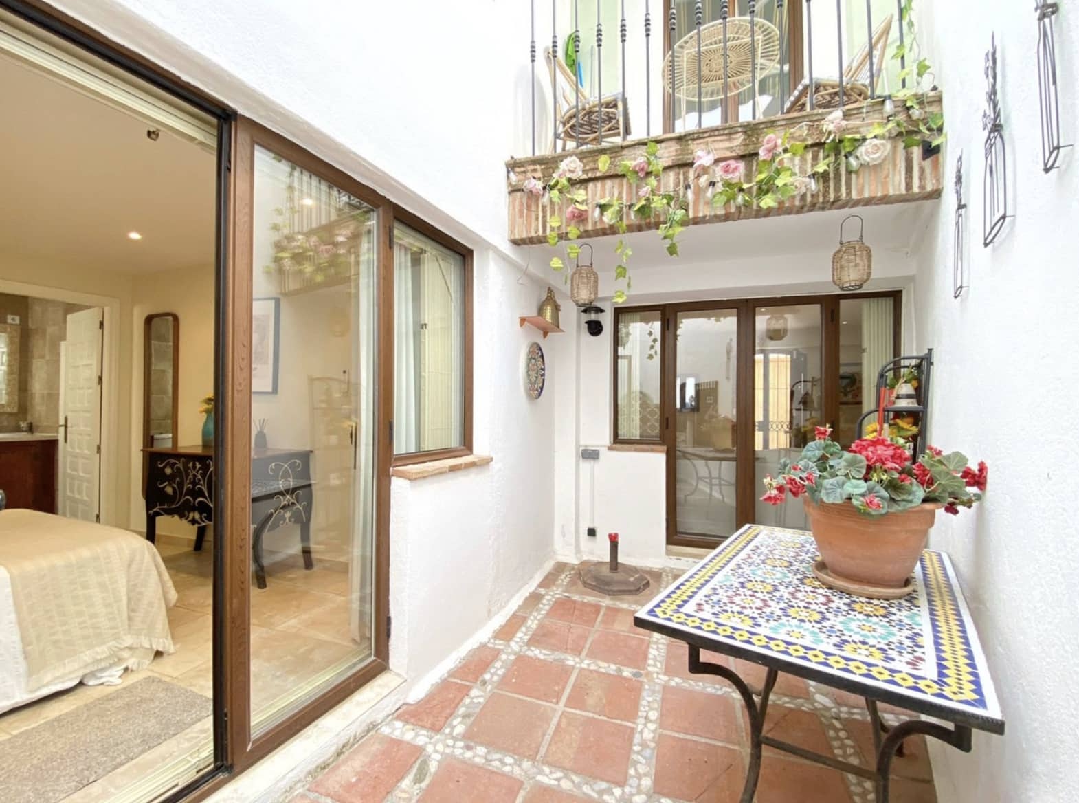 5 soveværelse Byhus til salg i Marbella - € 1.275.000 (Ref: 9385393)