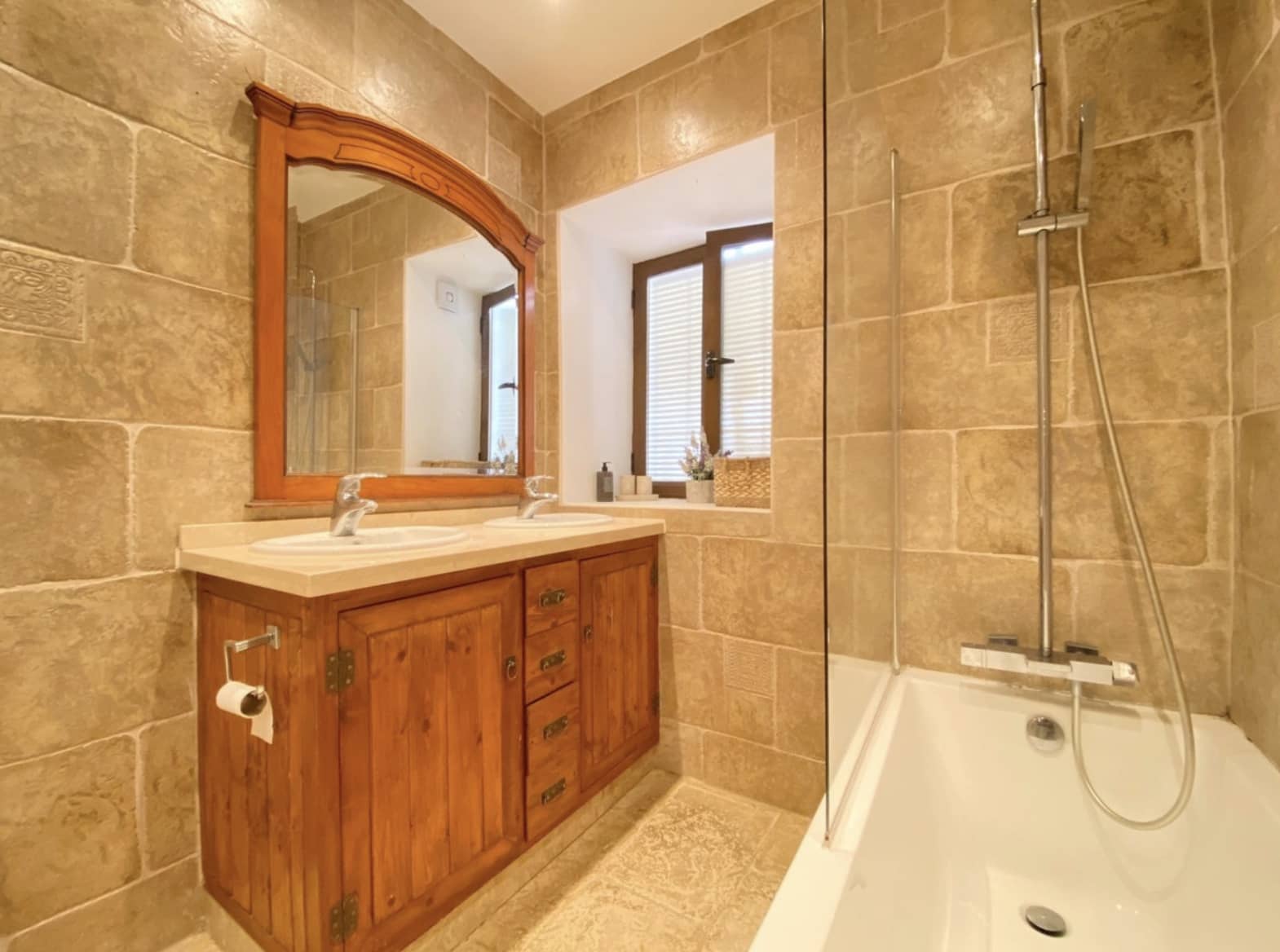 5 soveværelse Byhus til salg i Marbella - € 1.275.000 (Ref: 9385393)