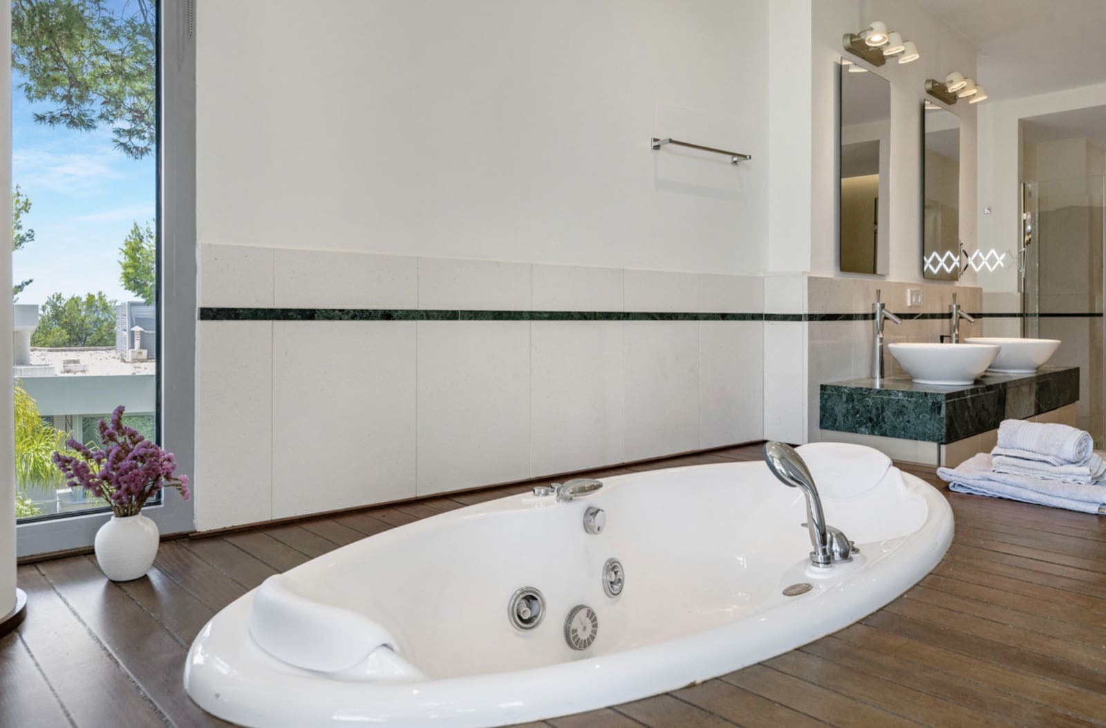 2 sovrum Hus till salu i Marbella med pool garage - 1 630 000 € (Ref: 9387750)