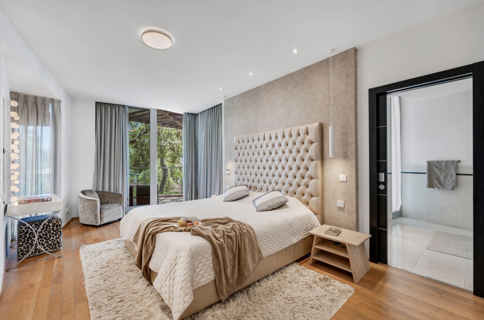 2 sovrum Hus till salu i Marbella med pool garage - 1 630 000 € (Ref: 9387750)