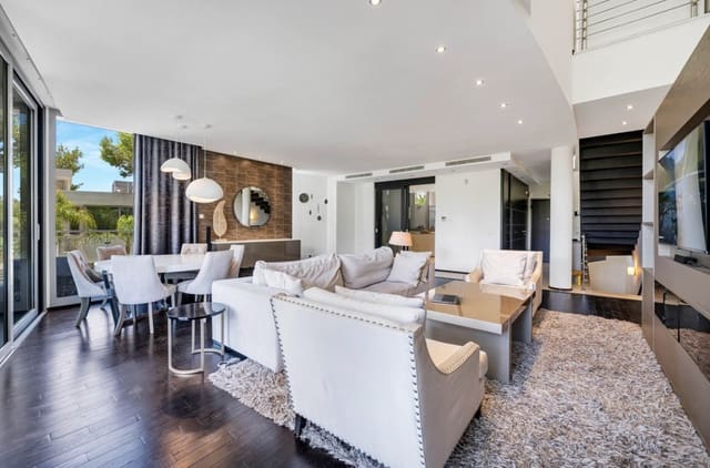 2 sovrum Hus till salu i Marbella med pool garage - 1 630 000 € (Ref: 9387750)