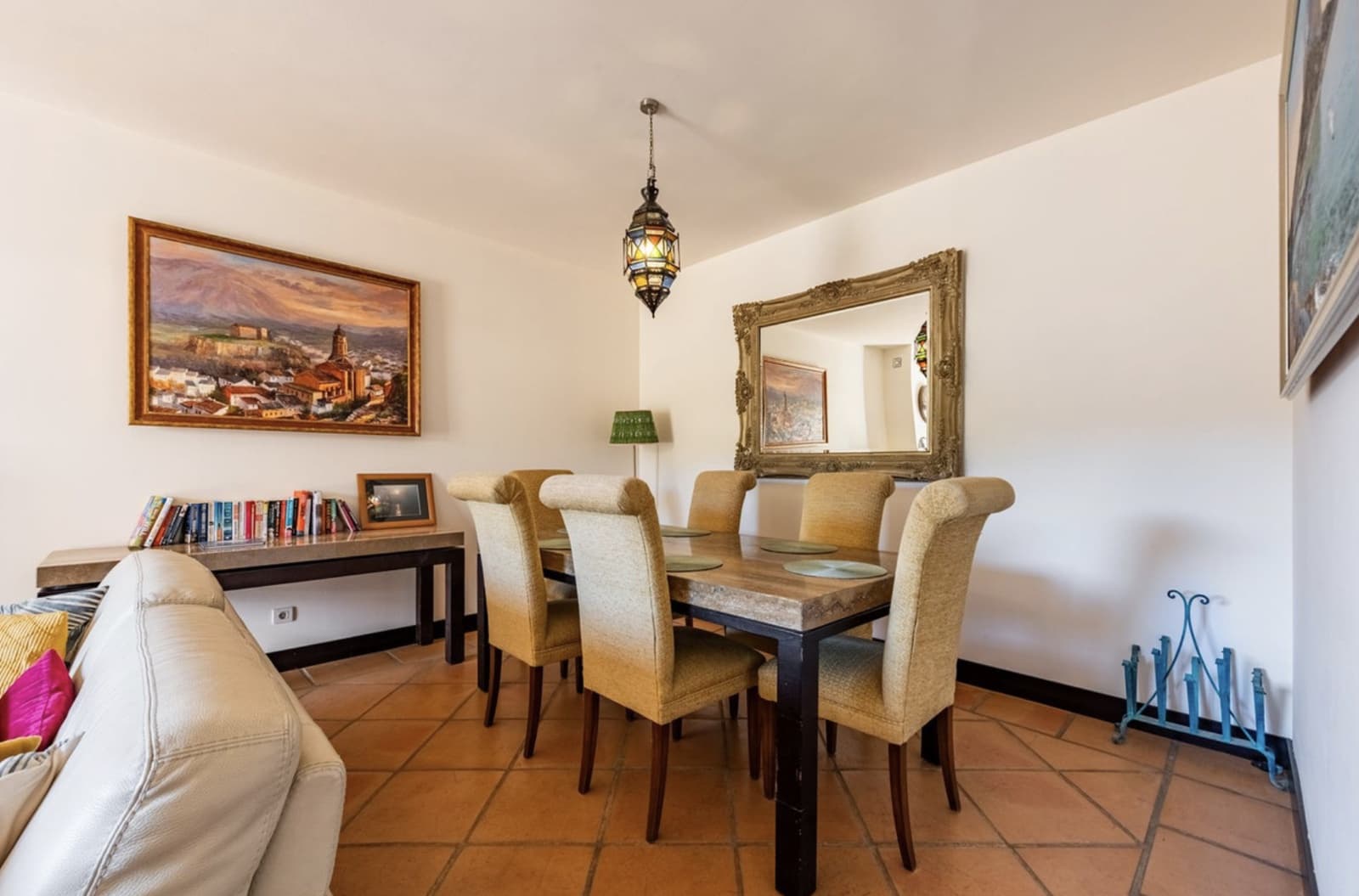 3 slaapkamer Halfvrijstaande villa te koop in Benahavis met zwembad garage - € 550.000 (Ref: 9387751)