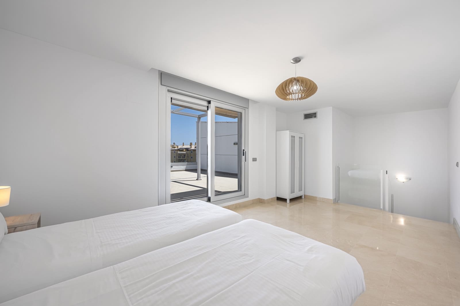 3 sovrum Takvåning till salu i San Pedro de Alcantara med pool - 769 000 € (Ref: 9387755)