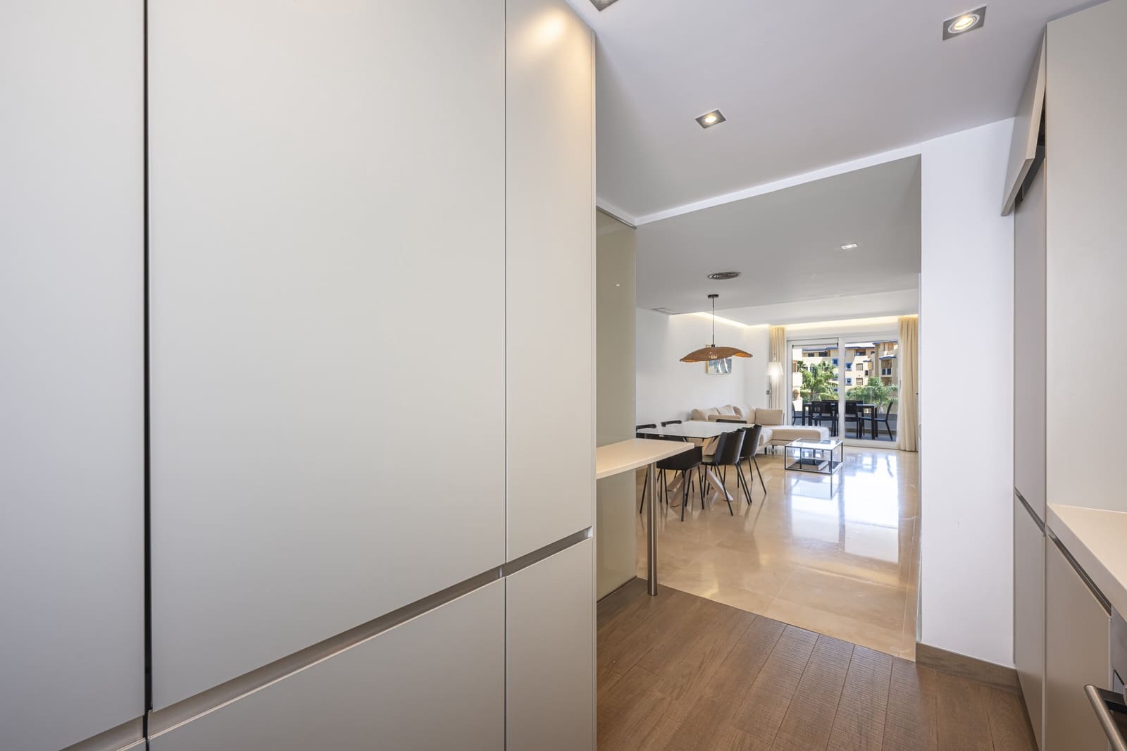 3 sovrum Takvåning till salu i San Pedro de Alcantara med pool - 769 000 € (Ref: 9387755)