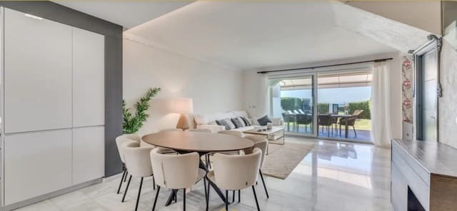 4 makuuhuone Paritalo myytävänä paikassa Marbella mukana uima-altaan 
autotalli - 1 950 000 € (Ref: 9387759)