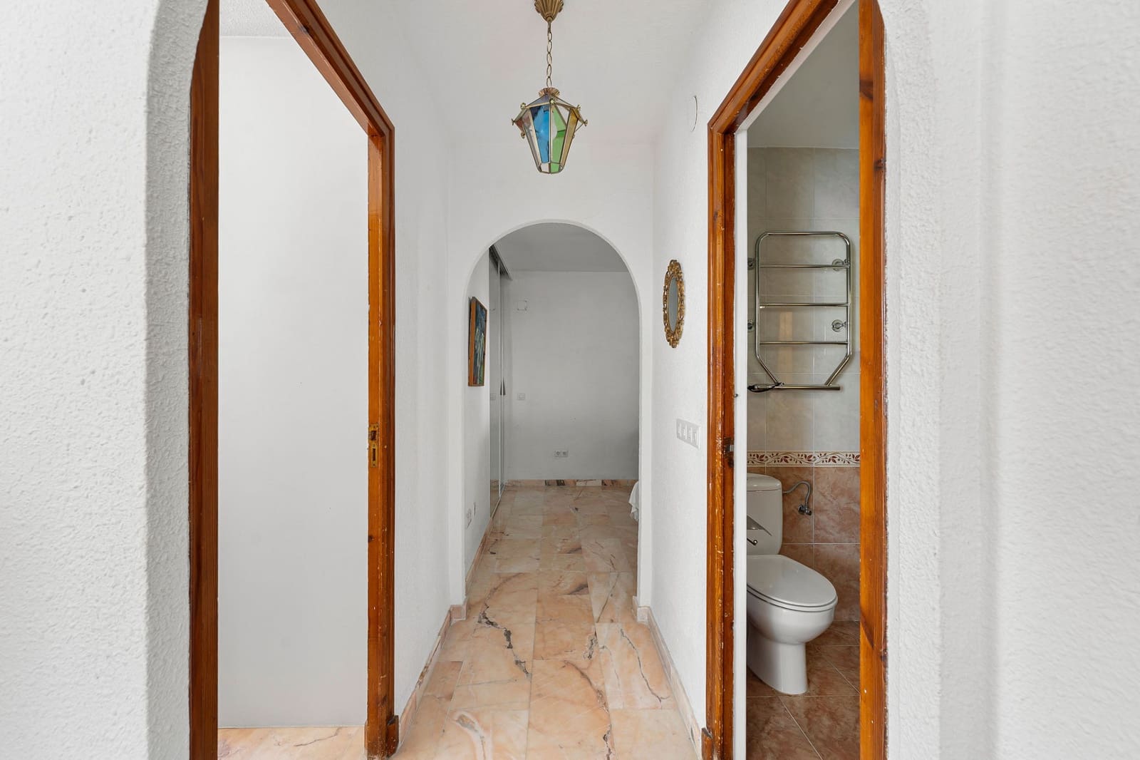 2 makuuhuone Huvila myytävänä paikassa Marbella mukana 
autotalli - 675 000 € (Ref: 9387760)