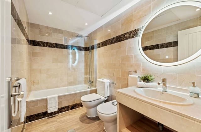 1 sovrum Lägenhet till salu i Benahavís med pool garage - 255 000 € (Ref: 9390848)