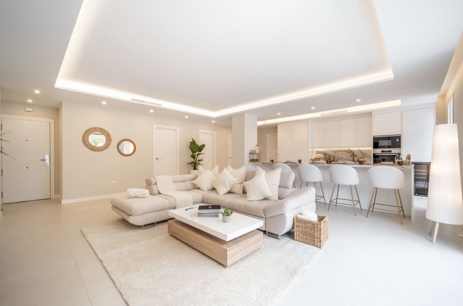 3 quarto Apartamento para venda em Nueva Andalucia com piscina garagem - 795 000 € (Ref: 9390849)