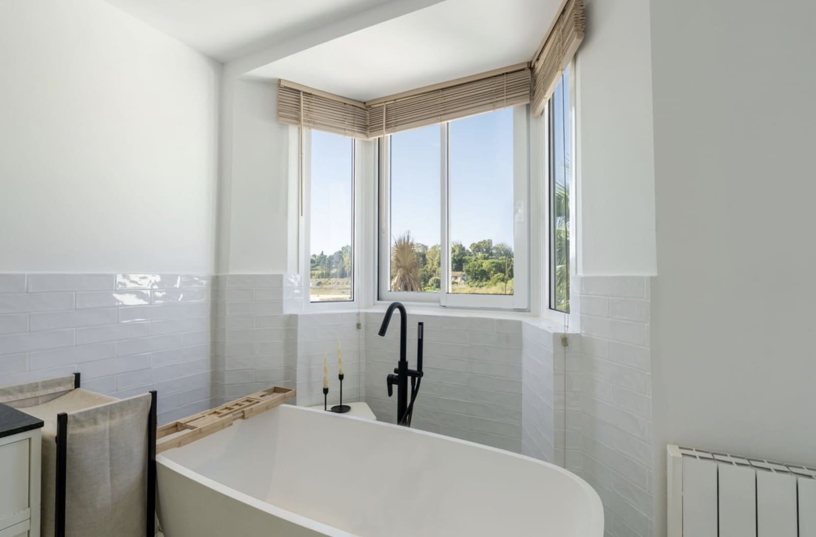 Pareado de 4 habitaciones en Guadalmina en venta con piscina garaje - 920.000 € (Ref: 9393926)