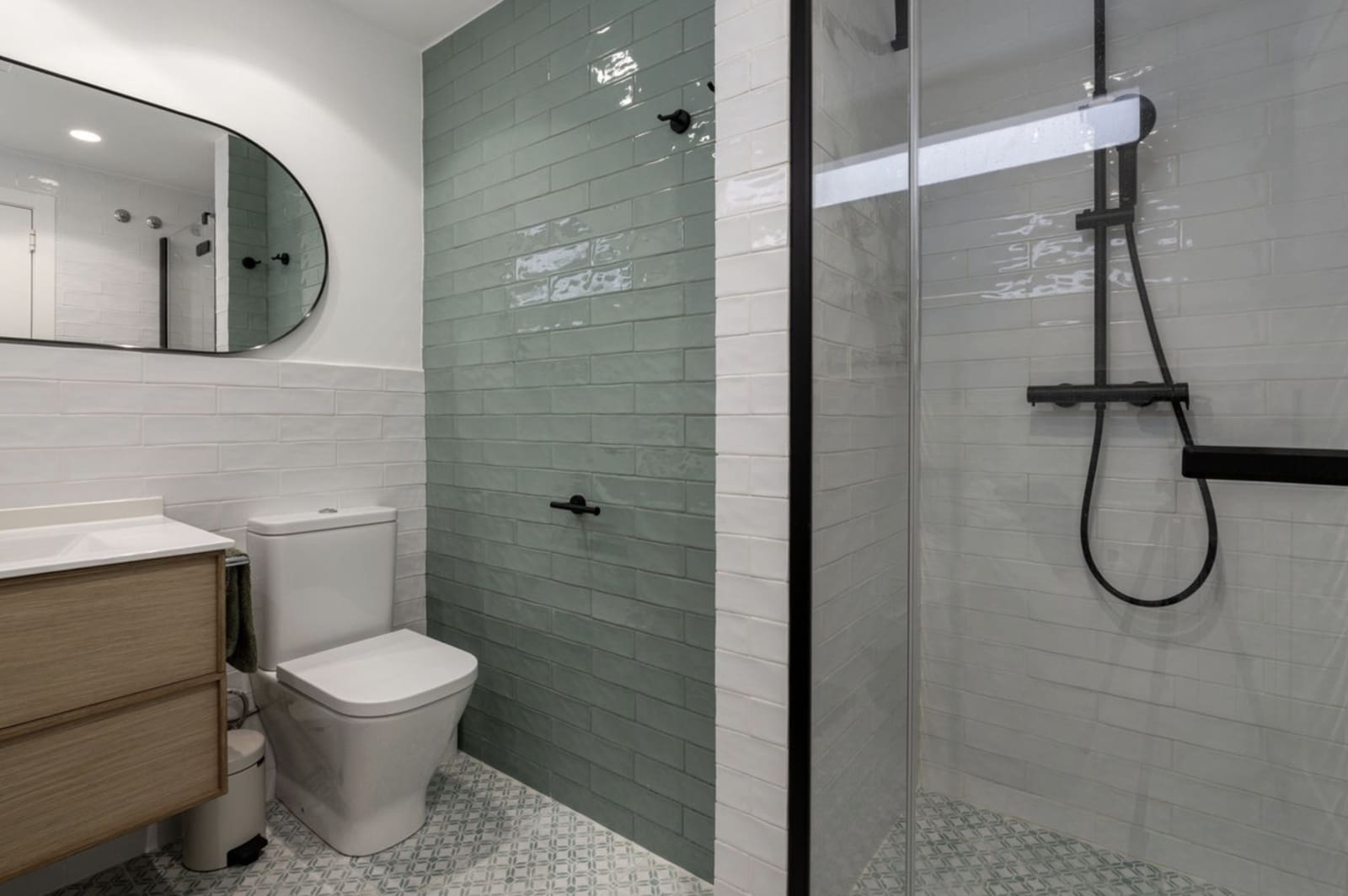 Pareado de 4 habitaciones en Guadalmina en venta con piscina garaje - 920.000 € (Ref: 9393926)