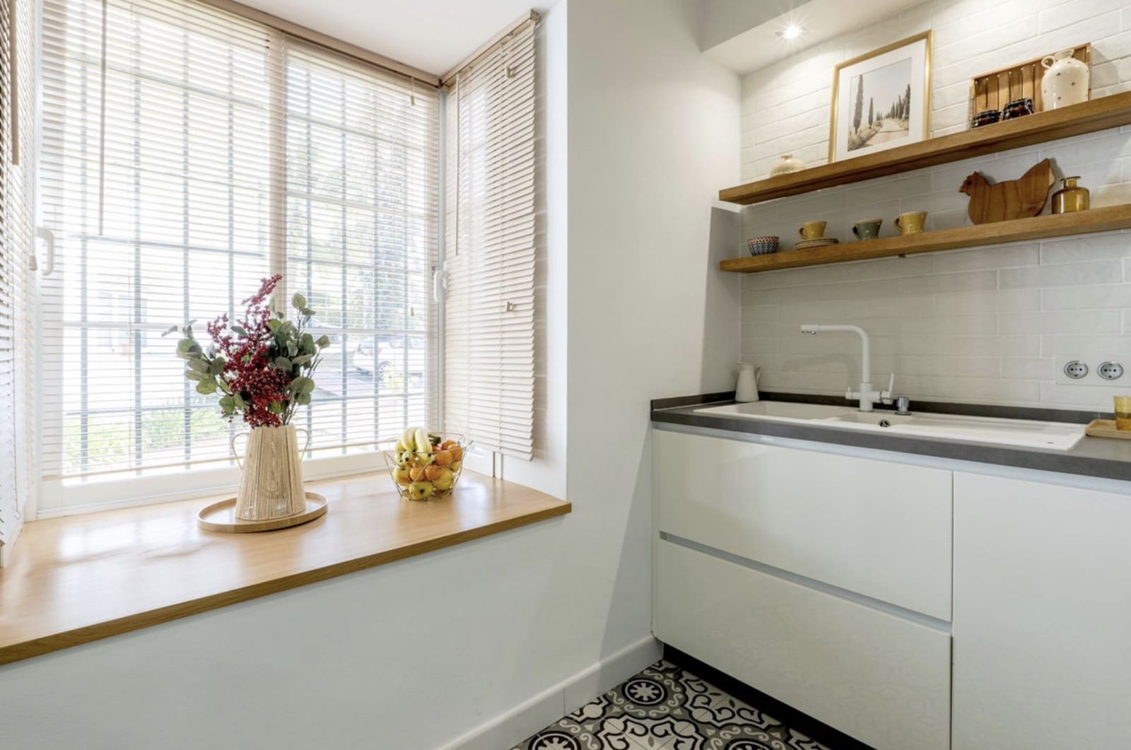 Pareado de 4 habitaciones en Guadalmina en venta con piscina garaje - 920.000 € (Ref: 9393926)