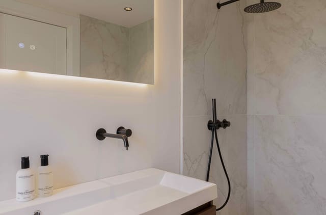 3 sovrum Takvåning till salu i Los Arqueros, Benahavís med pool garage - 849 000 € (Ref: 9393927)