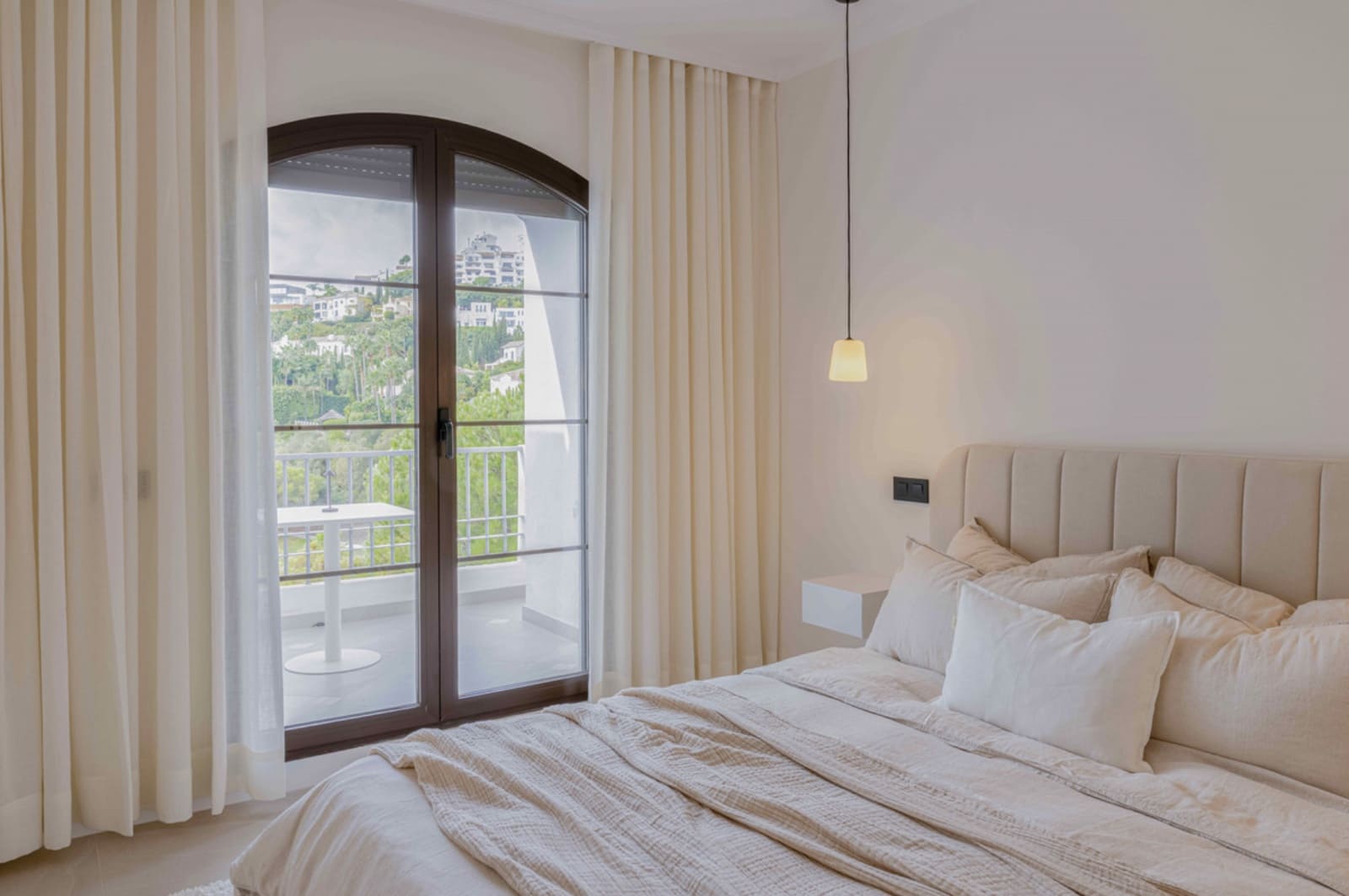 3 bedroom Penthouse for sale in Los Arqueros with pool garage - € 849,000 (Ref: 9393927)