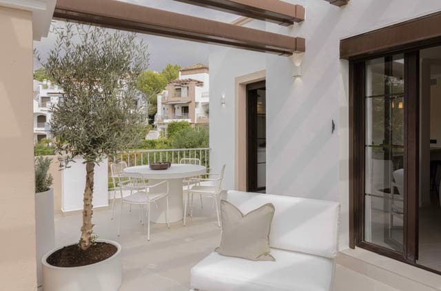 3 sovrum Takvåning till salu i Los Arqueros, Benahavís med pool garage - 849 000 € (Ref: 9393927)