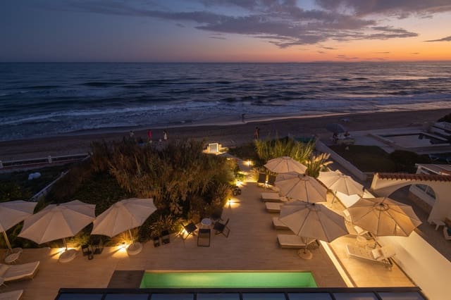 6 soveværelse Villa til salg i Costabella, Marbella med swimmingpool - € 6.500.000 (Ref: 9395873)