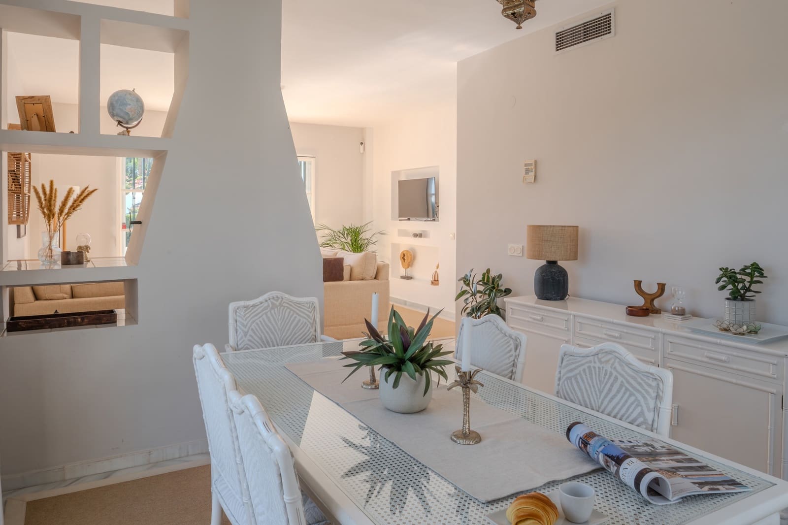 4 soverom Villa til salgs i Marbella med svømmebasseng garasje - € 1 885 000 (Ref: 9398316)