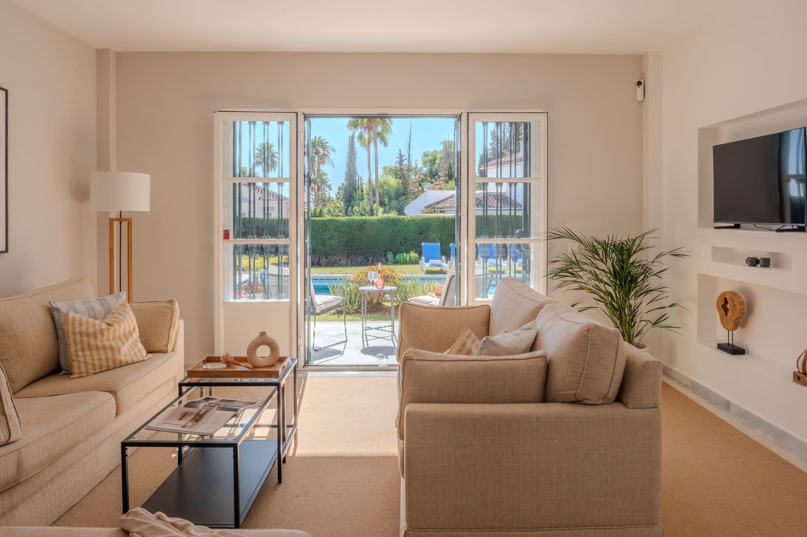 4 soverom Villa til salgs i Marbella med svømmebasseng garasje - € 1 885 000 (Ref: 9398316)