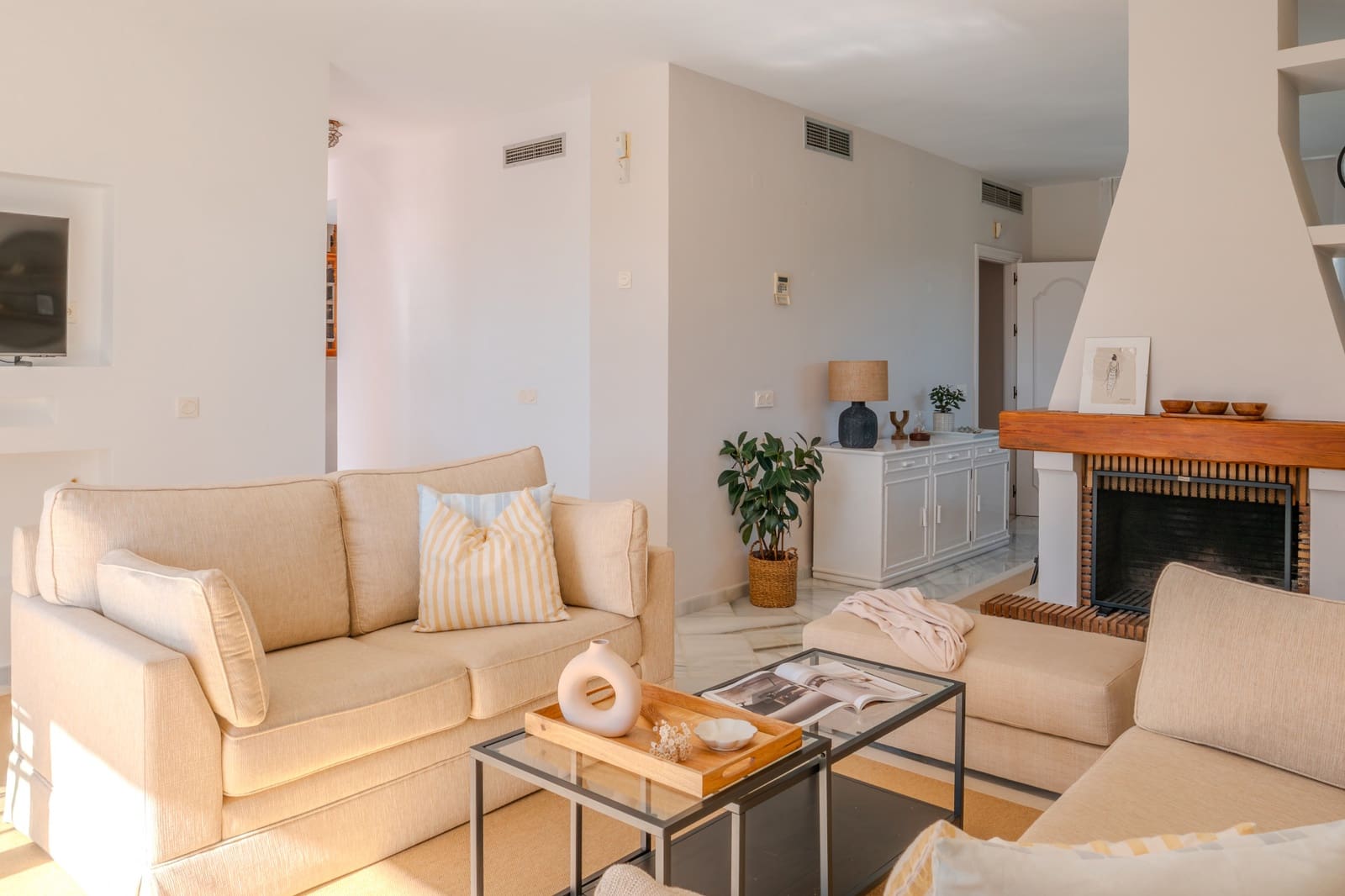 4 soverom Villa til salgs i Marbella med svømmebasseng garasje - € 1 885 000 (Ref: 9398316)