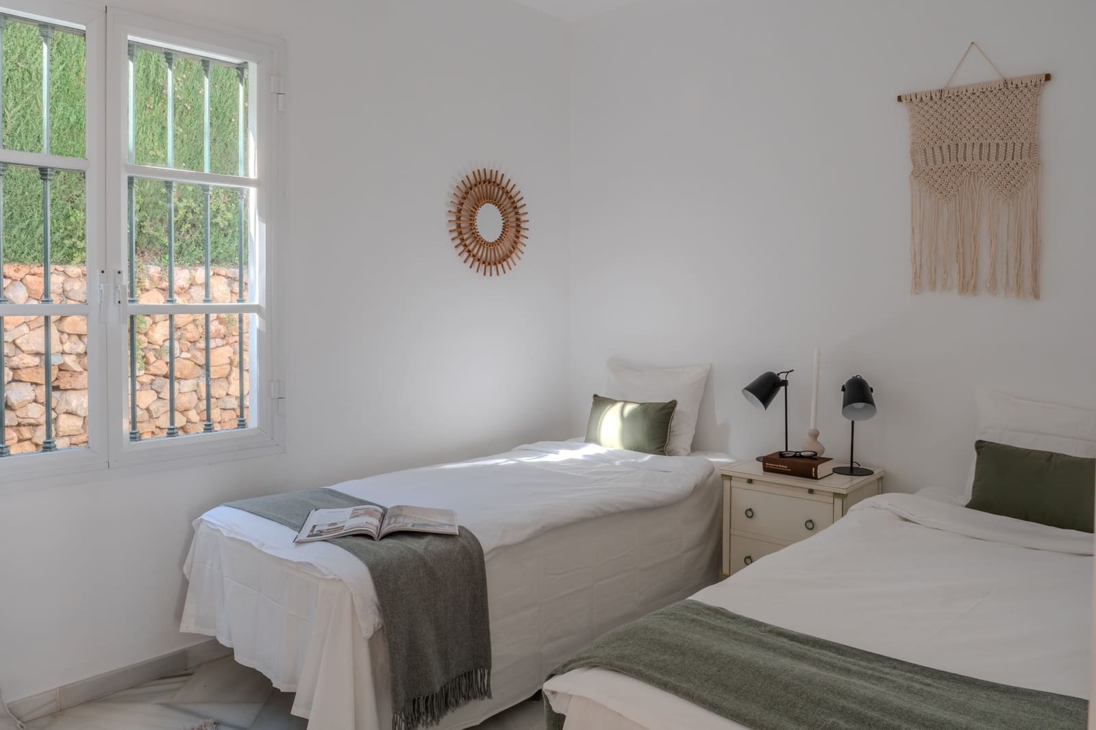 4 soverom Villa til salgs i Marbella med svømmebasseng garasje - € 1 885 000 (Ref: 9398316)