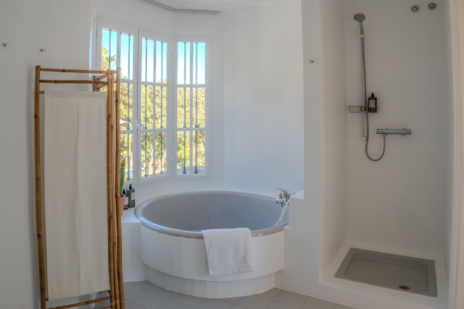 4 soverom Villa til salgs i Marbella med svømmebasseng garasje - € 1 885 000 (Ref: 9398316)