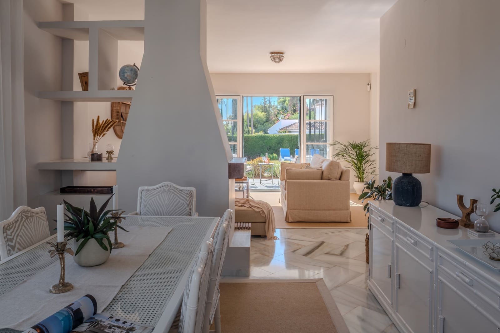 4 soverom Villa til salgs i Marbella med svømmebasseng garasje - € 1 885 000 (Ref: 9398316)