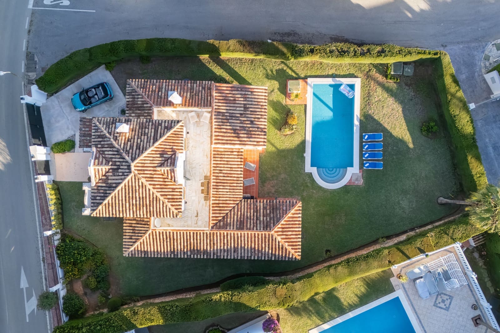 4 soverom Villa til salgs i Marbella med svømmebasseng garasje - € 1 885 000 (Ref: 9398316)