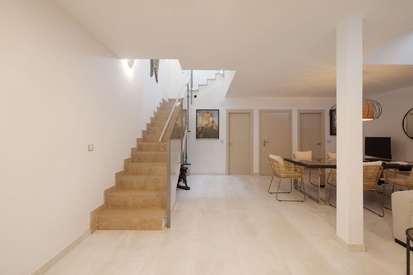 3 slaapkamer Huis te koop in Nueva Andalucia met zwembad garage - € 1.050.000 (Ref: 9398319)